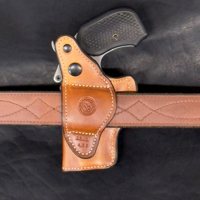 *In Stock* RH Classic Thumb Break Holster Bond Arms 4.25"