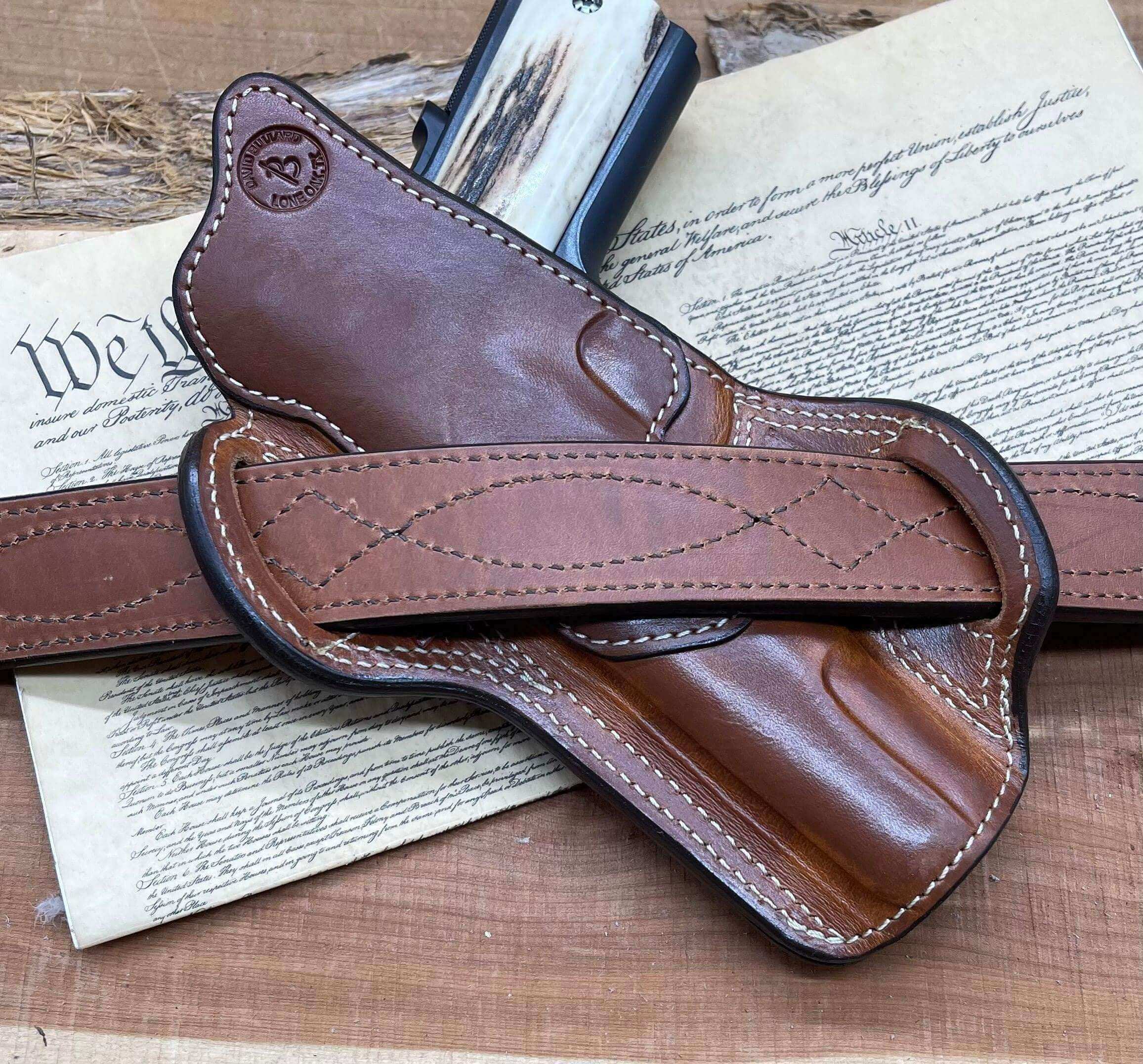 *In Stock* RH Texas Bodyguard Holster 1911 5" Saddle Oil Finish w/Natural Stitching