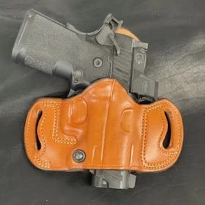 *In Stock* Belt Slide Holster Staccato & Springfield DS Prodigy Saddle Oil Finish w/Natural Stitch