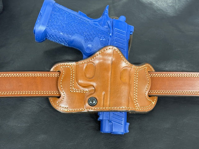 *In Stock* RH Belt Slide Holster Staccato & Springfield DS Prodigy Saddle Oil Finish w/Natural Stitch