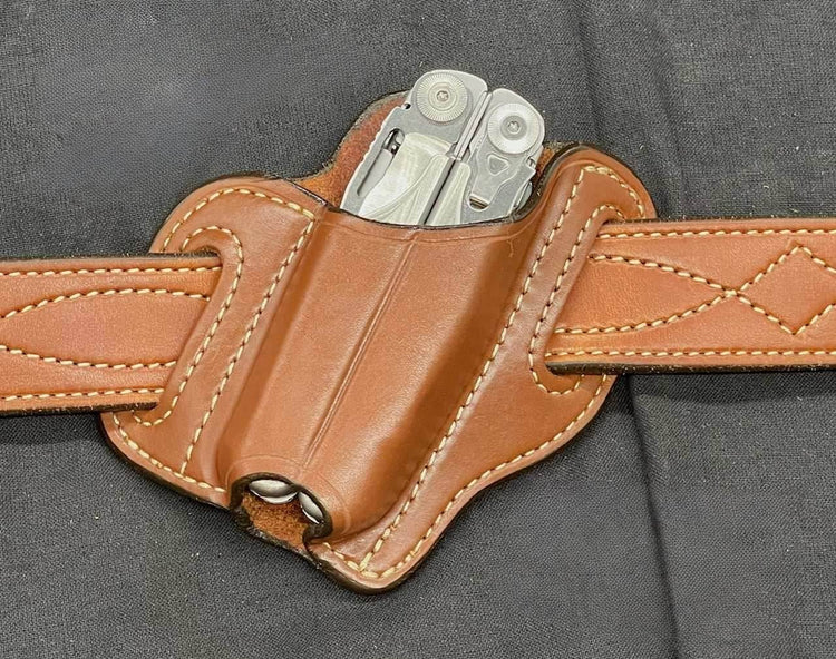 *In Stock* Multi-Tool Sheath Leatherman Surge Saddle Oil Finish w/Natural Stitch