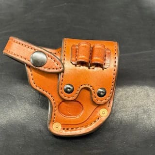 *In Stock* RH Sidewinder Bond Arms 2.5” .357 Magnum Desert Tan w/Brown Stitch