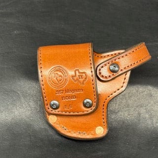*In Stock* RH Sidewinder Bond Arms 2.5” .357 Magnum Desert Tan w/Brown Stitch