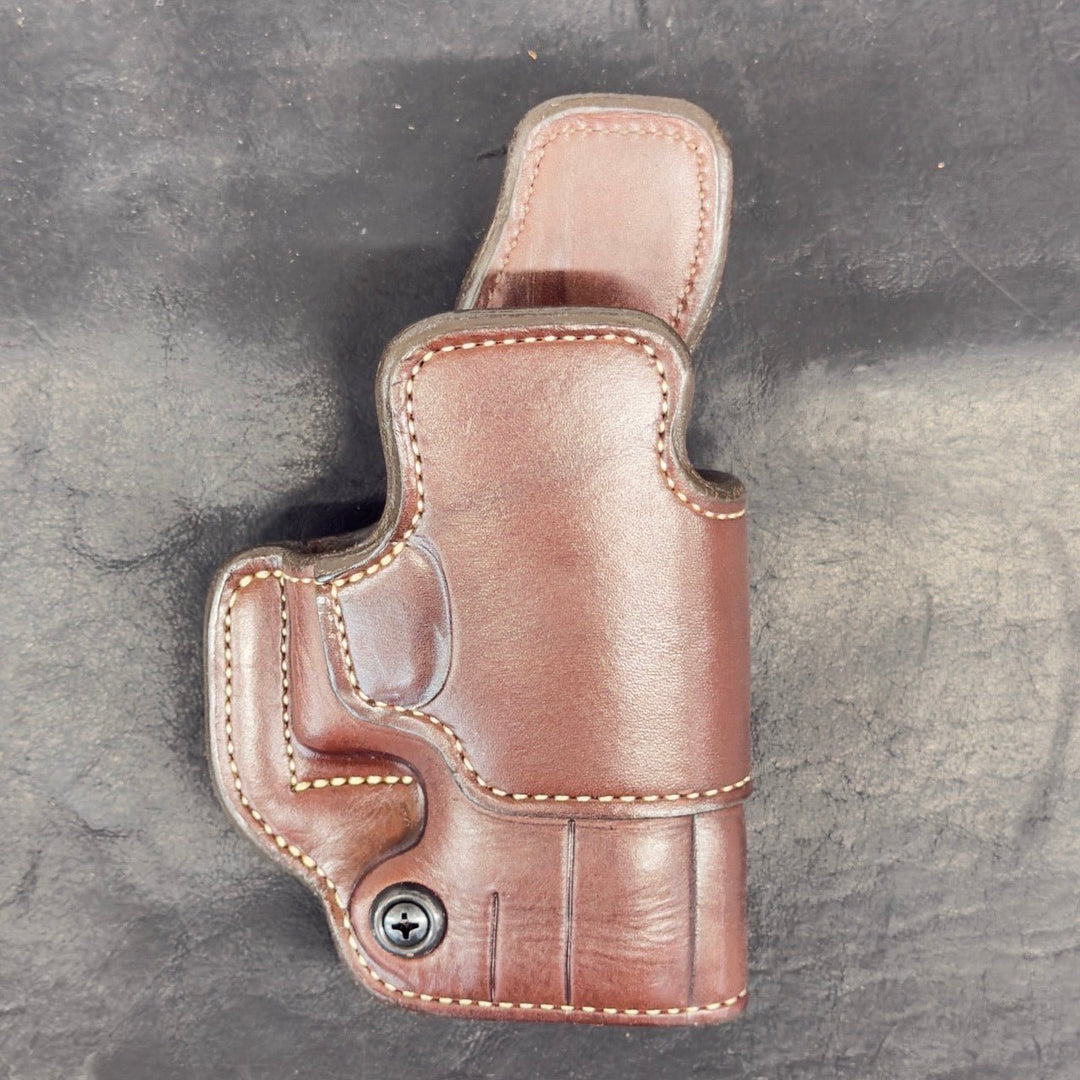 *In Stock* RH OWB w/Metal Belt Clip Optic Ready - Busted B Leather
