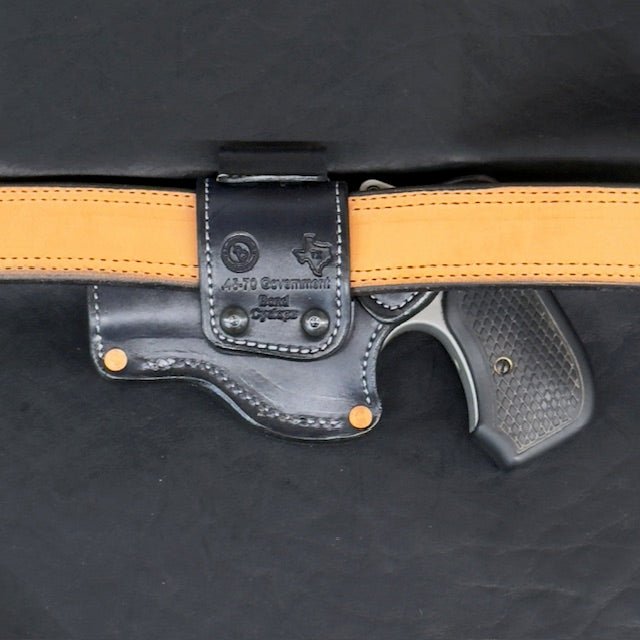 *In Stock* RH Sidewinder Holster Bond Arms Cyclops Black/Silver Buffalo Head Concho