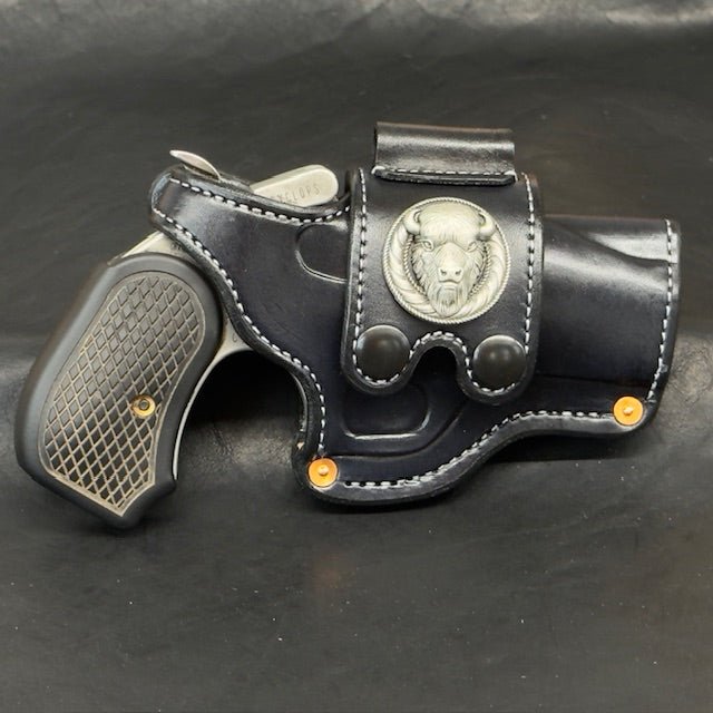 *In Stock* RH Sidewinder Holster Bond Arms Cyclops Black/Silver Buffalo Head Concho