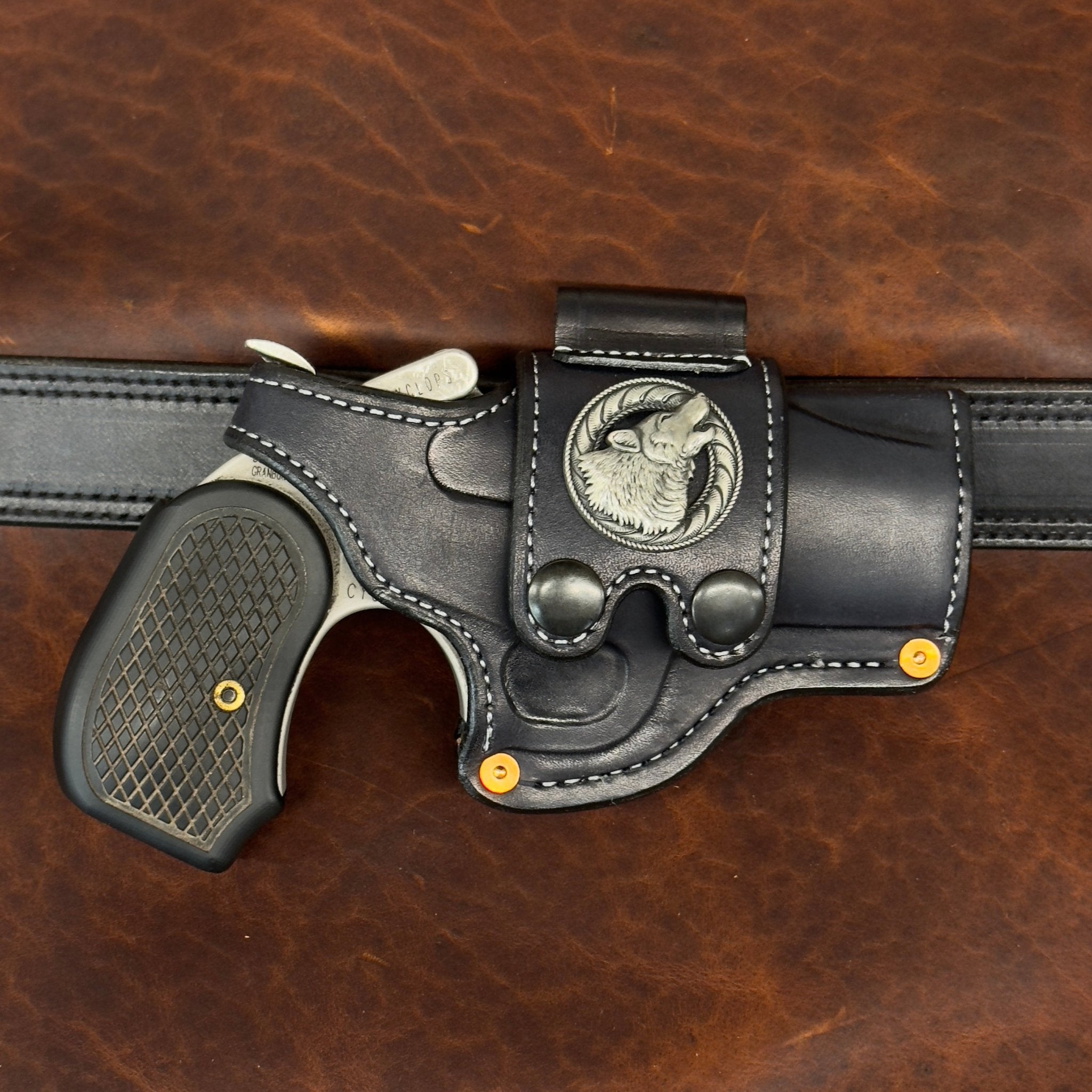 *In Stock* RH Sidewinder Holster Bond Arms Cyclops Black/Silver Howling Wolf Concho
