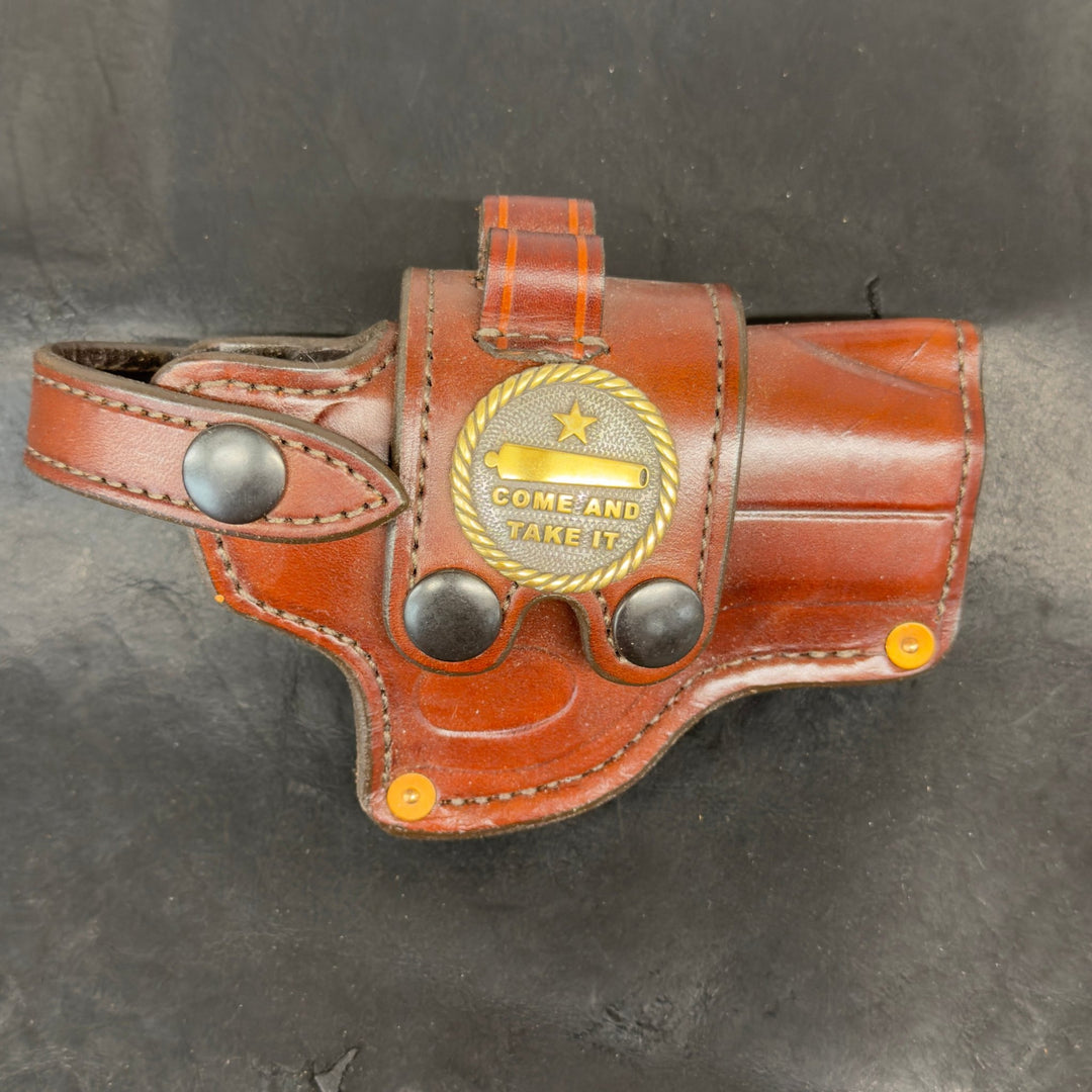 *In Stock* RH Sidewinder Holster for Bond Arms 2.5" Dark Brown w/Brown "Come & Take It" Concho - Busted B Leather