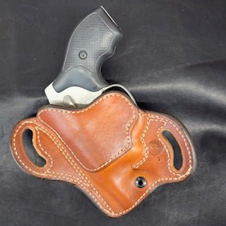*In Stock* RH Texas Bodyguard S&W J Frame 1.87" to 2" Saddle Oil Finish w/Natural Stitch