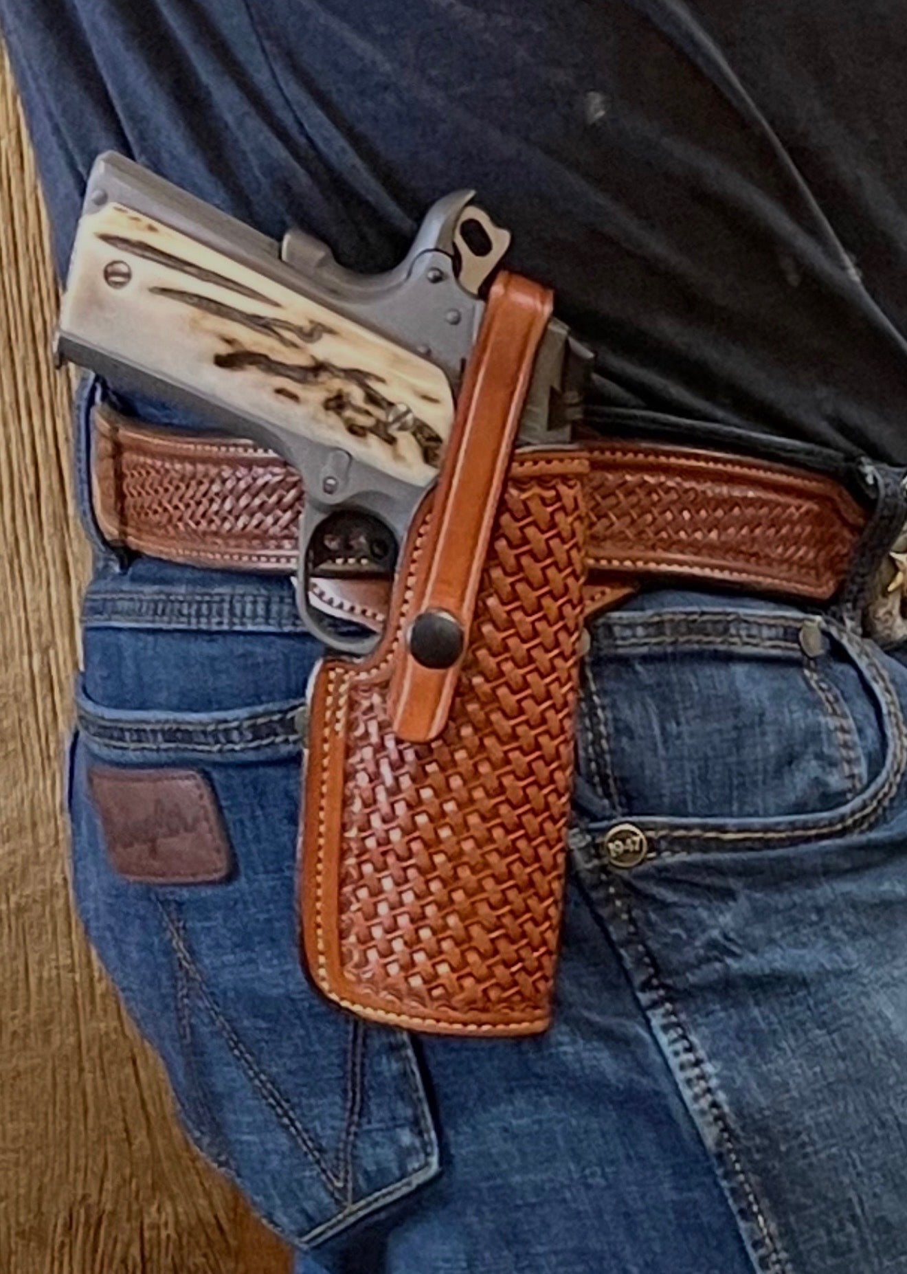 *Made to Order* El Capitan Holster - Busted B Leather