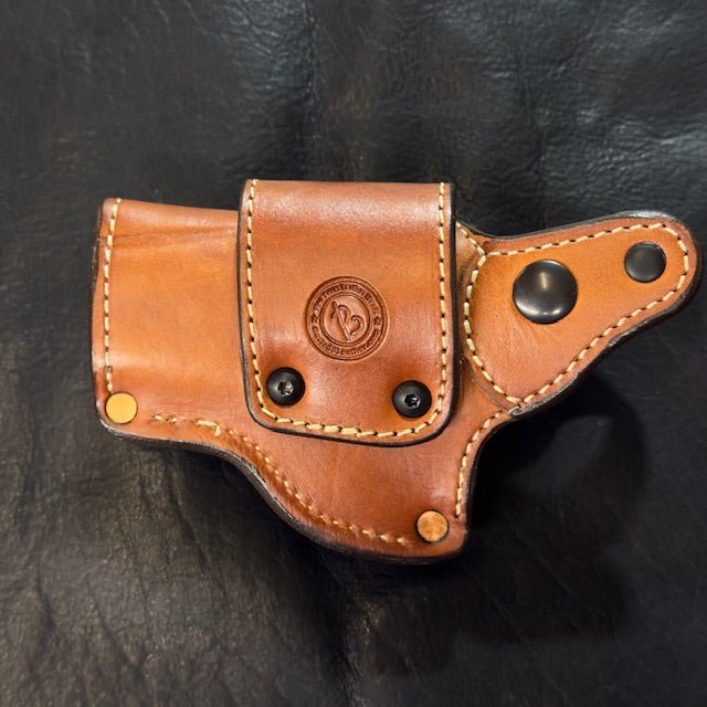 *Made to Order* LH/RH Classic Thumb Break Holster for Bond Arms - Busted B Leather